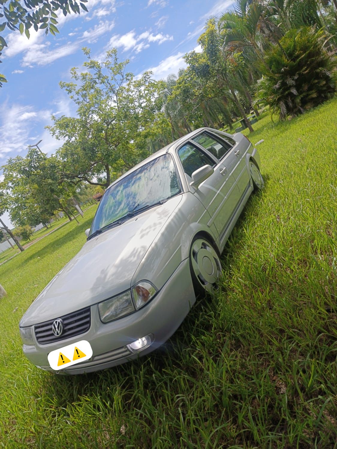 Volkswagen Santana 1