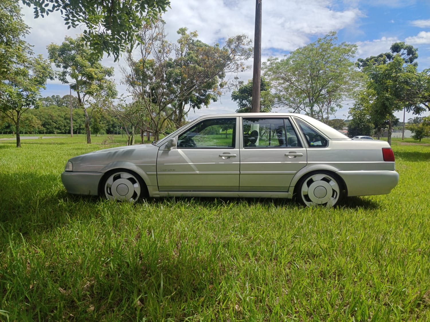 Volkswagen Santana 5